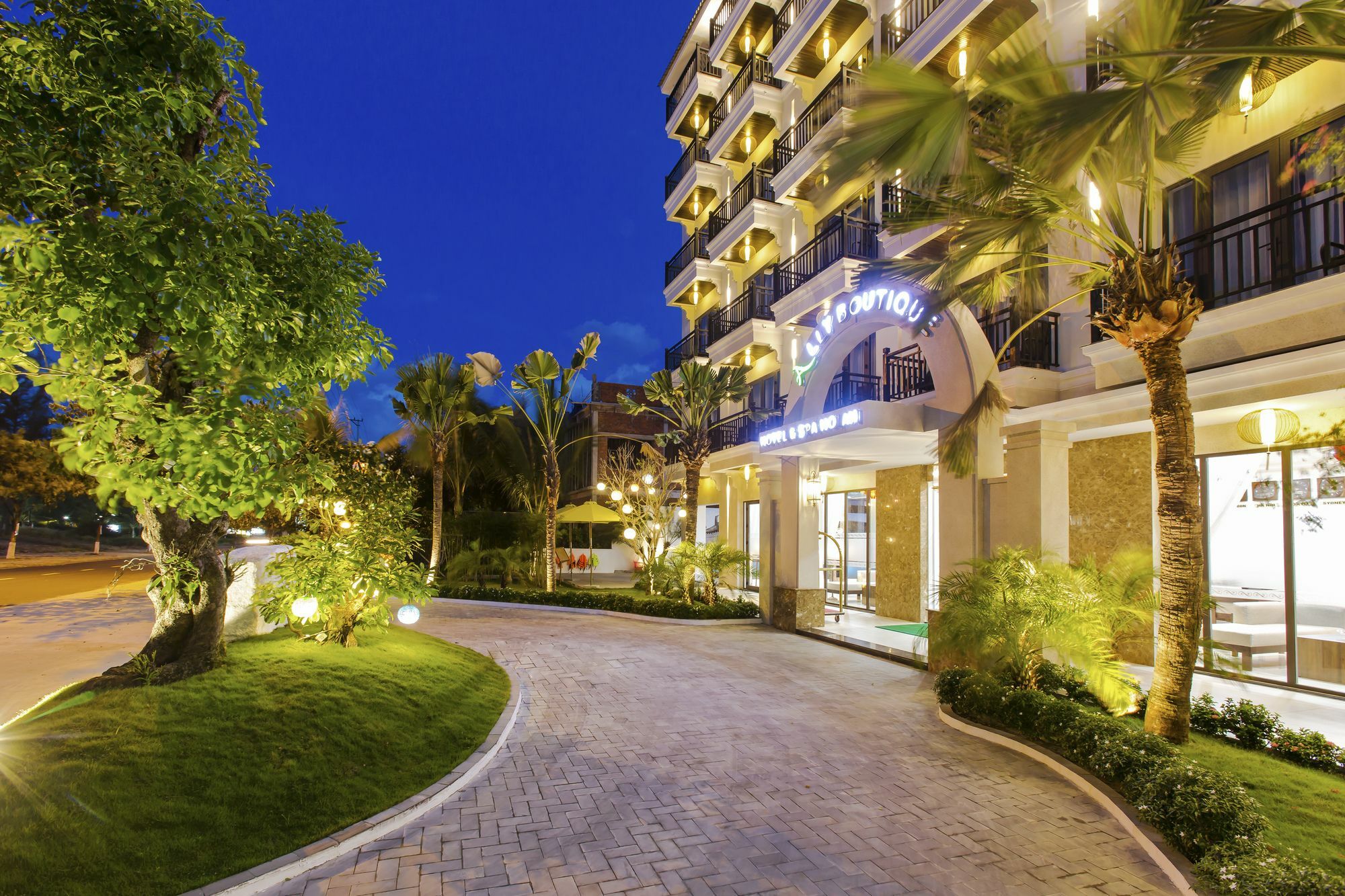 Ally Boutique Hoian Khách sạn 4*