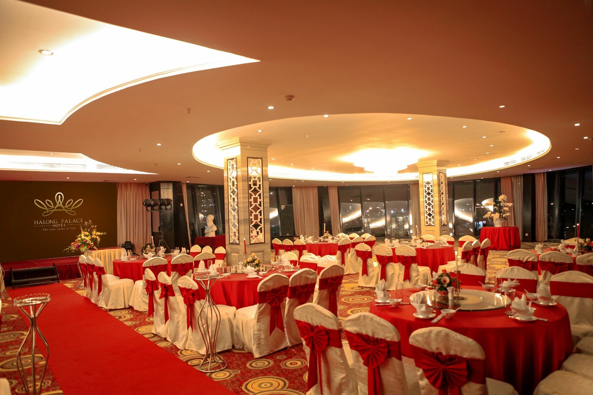 Khách sạn Palace Hạ Long