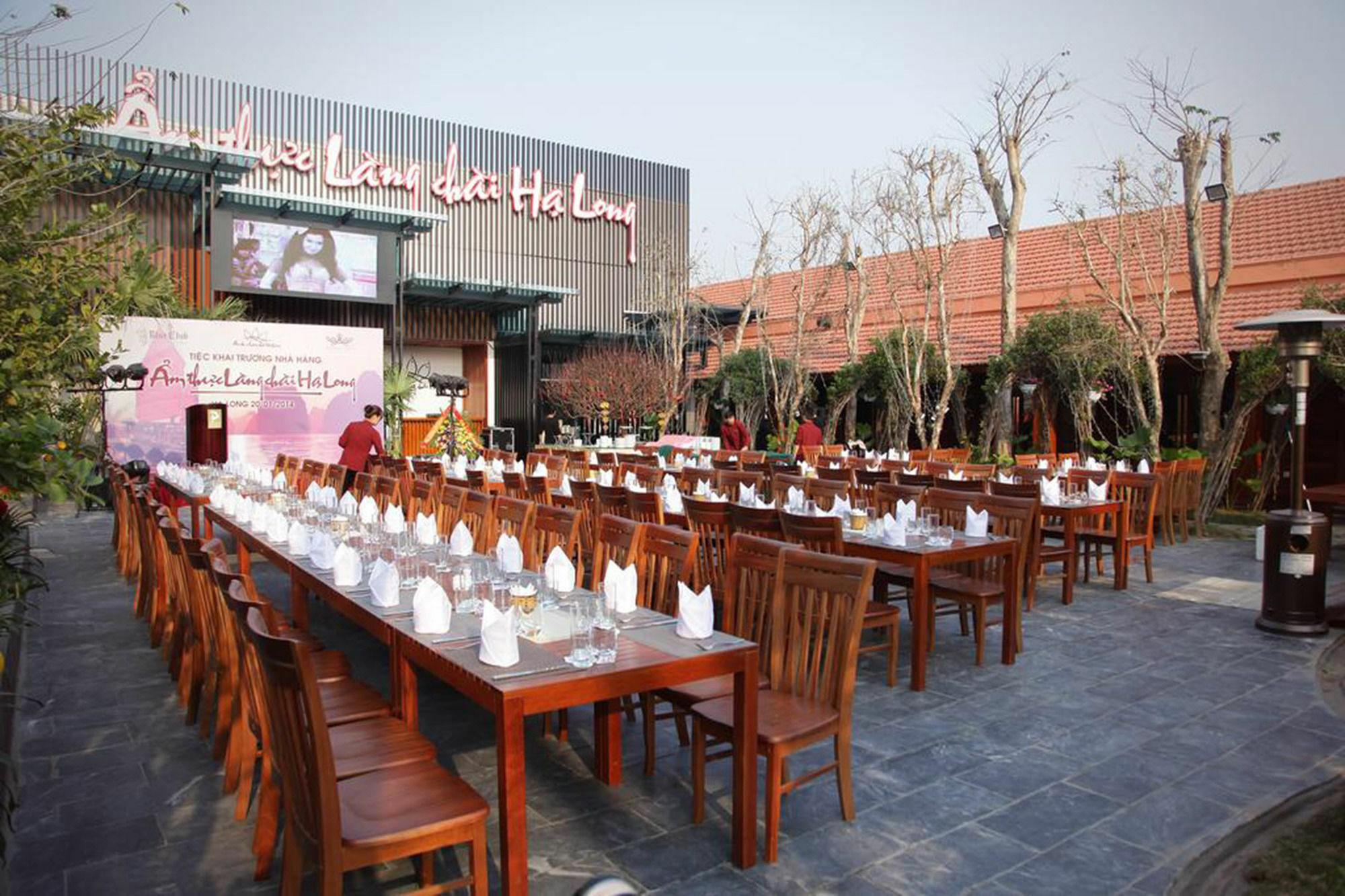 Khách sạn Palace 4*