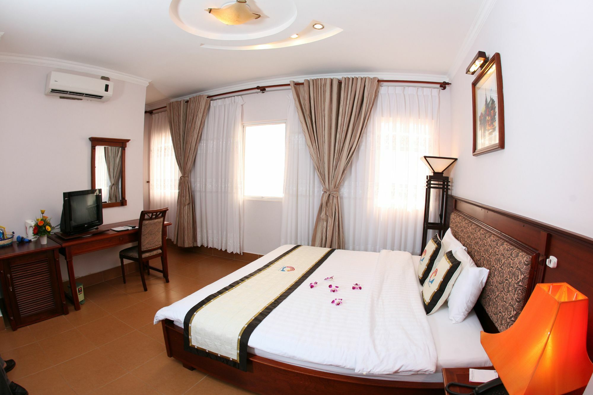 Ocean Star Hotel