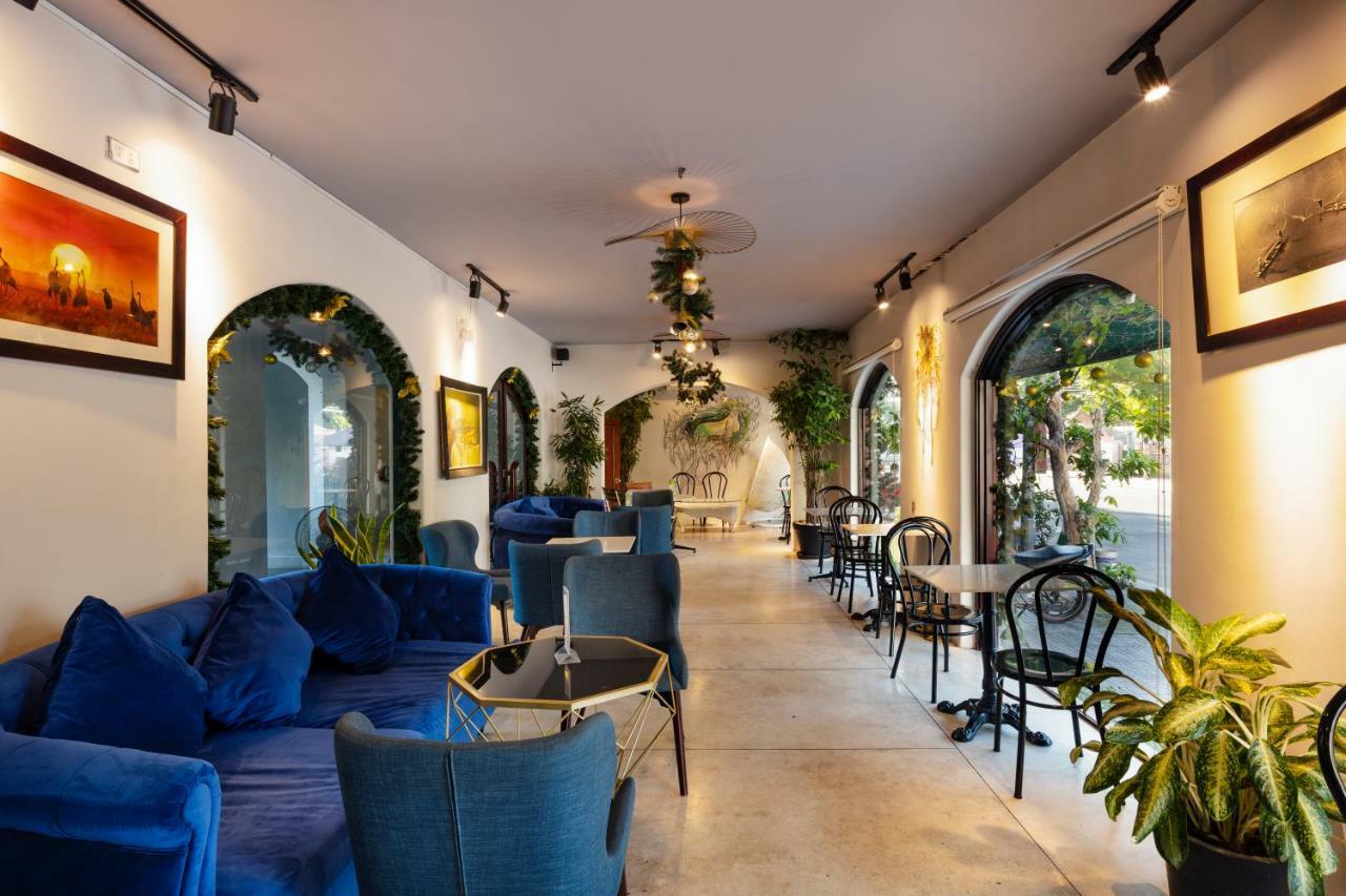La Paloma Hotel