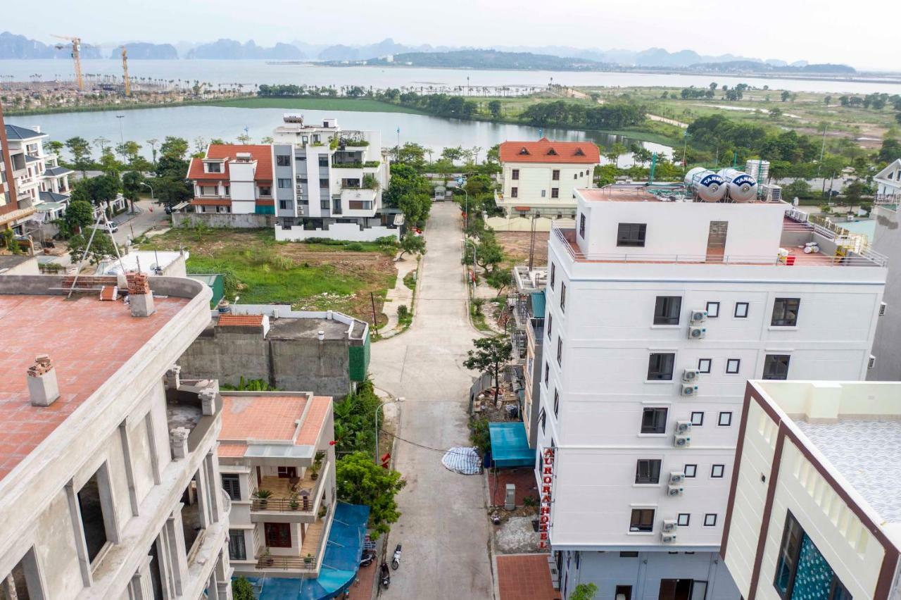 Hotel Aurora Halong *