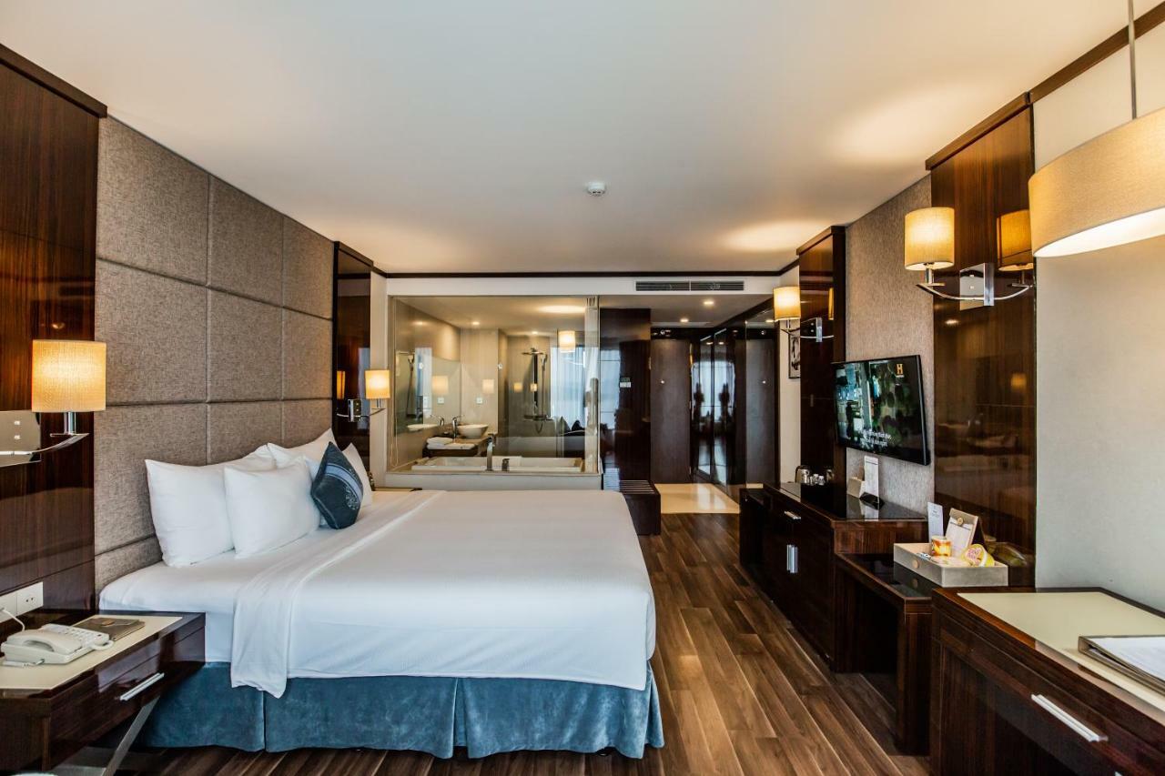 Luxury Hotel 5*