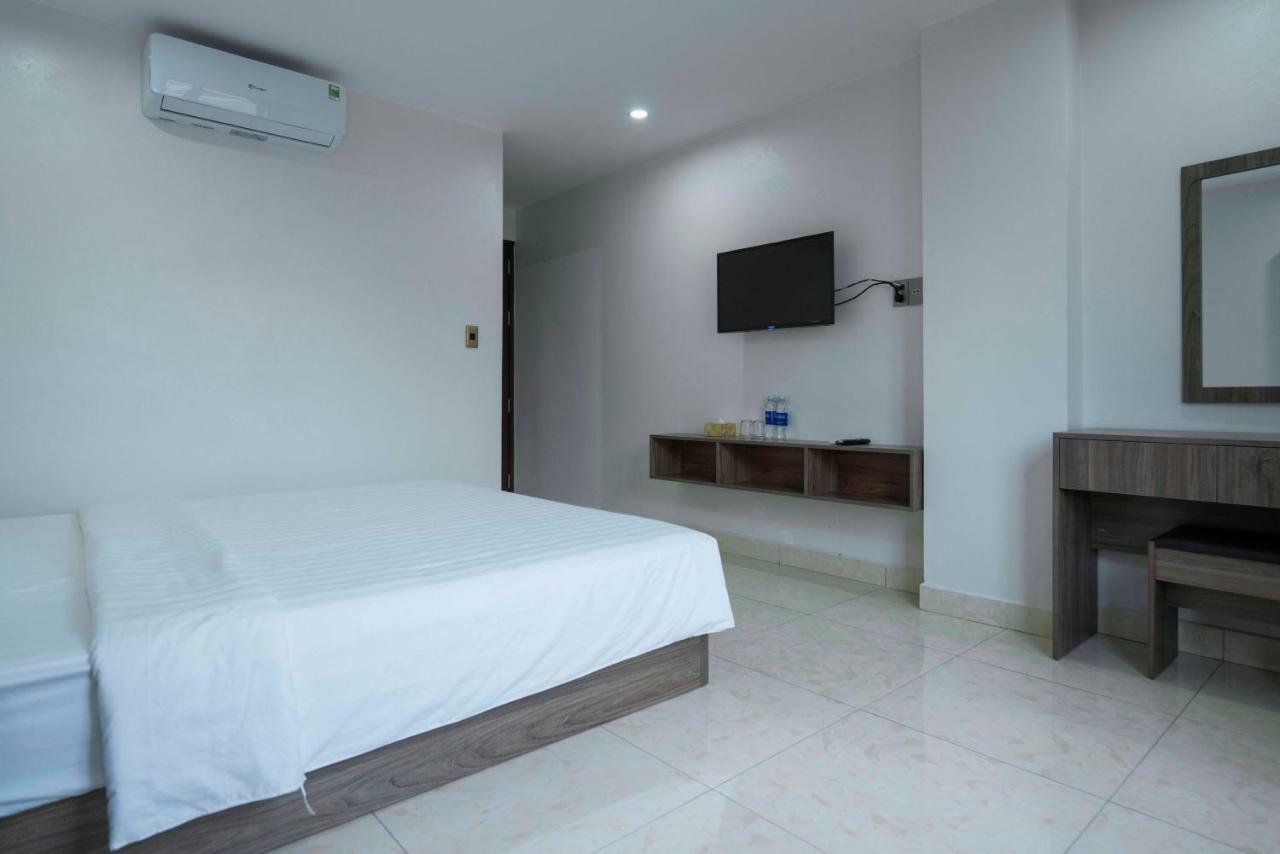 Hotel Aurora Halong