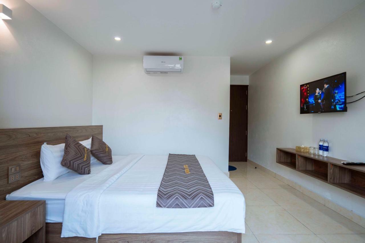 Aurora Halong Hotel