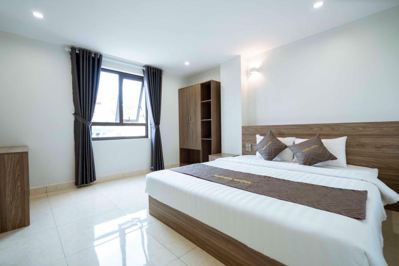 Hotel Aurora Halong *