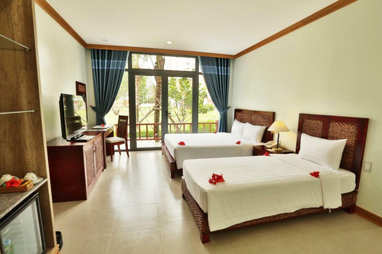 Resort Lotus &