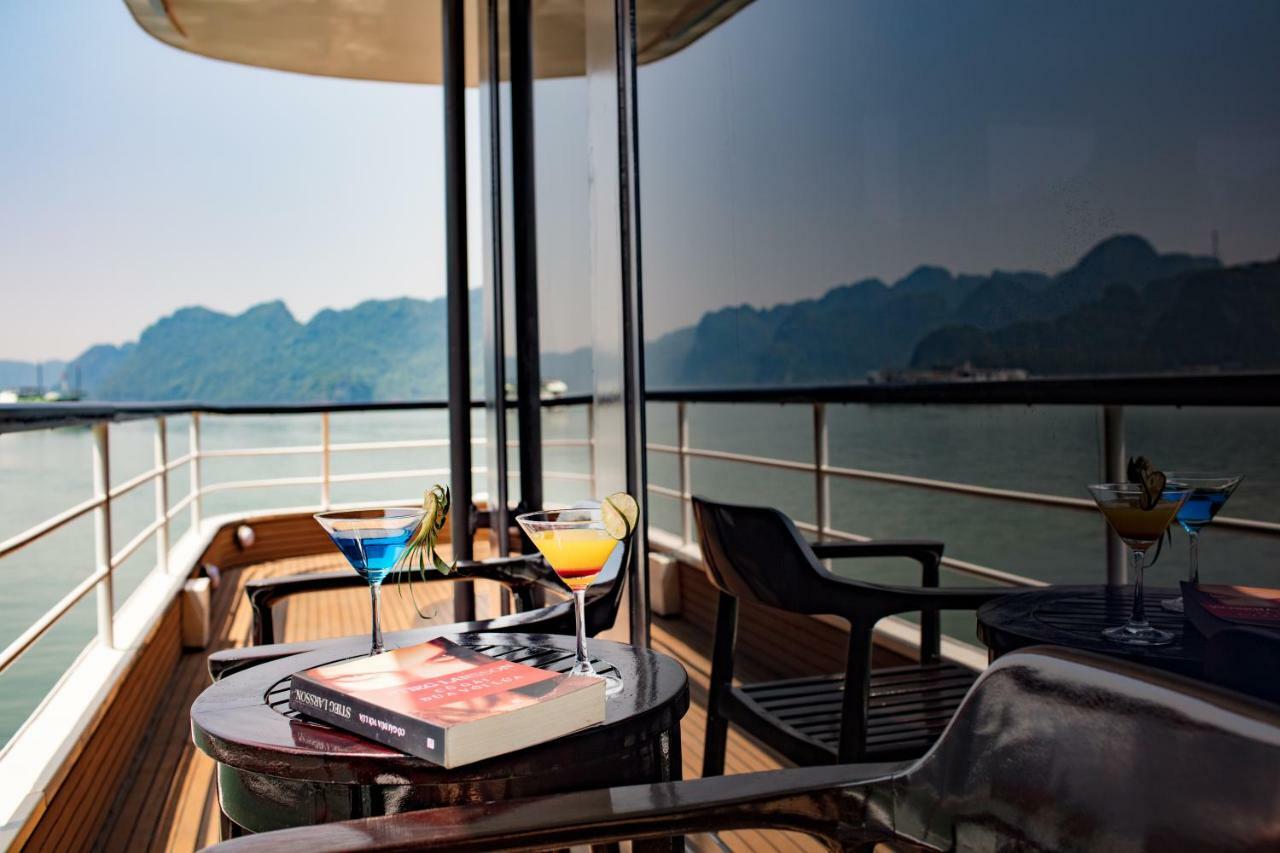Du Thuyền Scarlet Pearl 5* Hạ Long