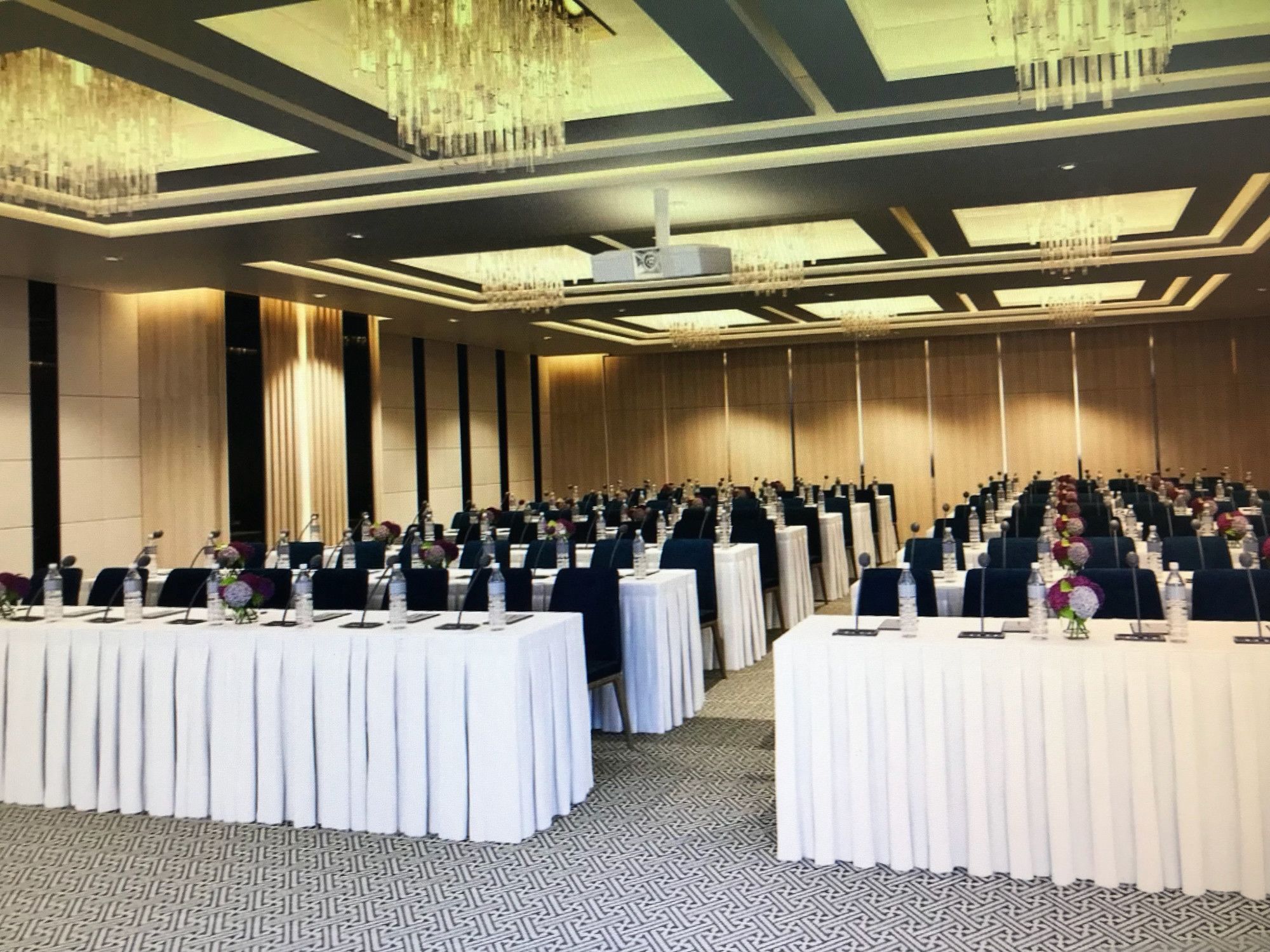 Majestic Premium 4* Nha Trang