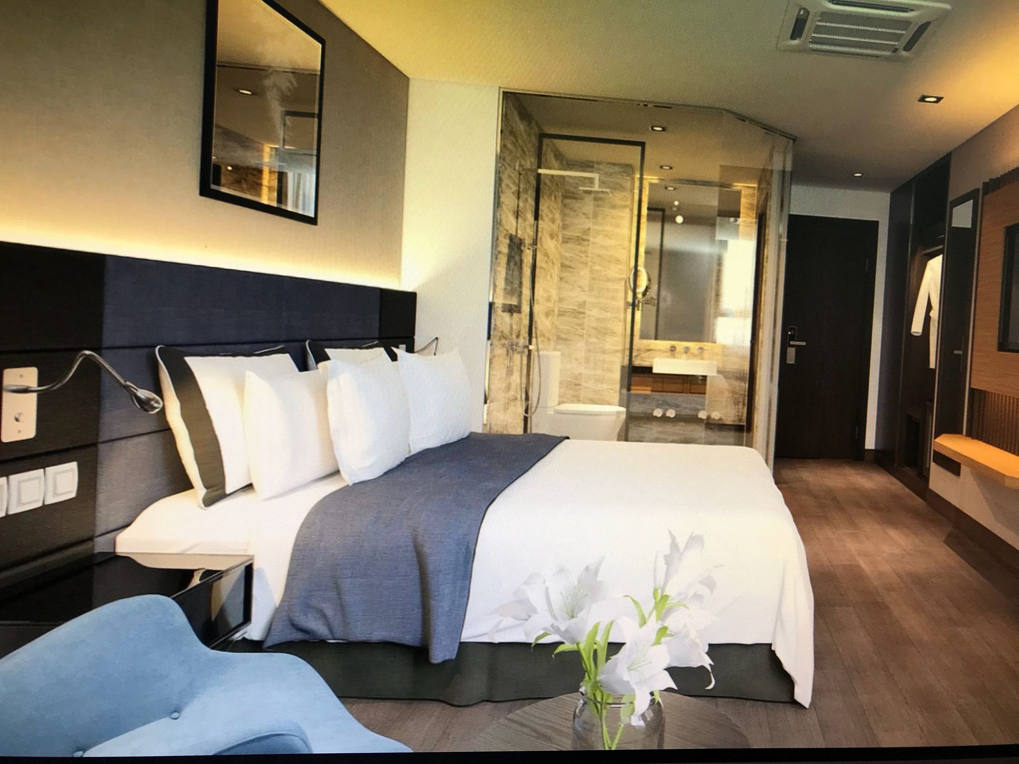 Majestic Premium Hotel