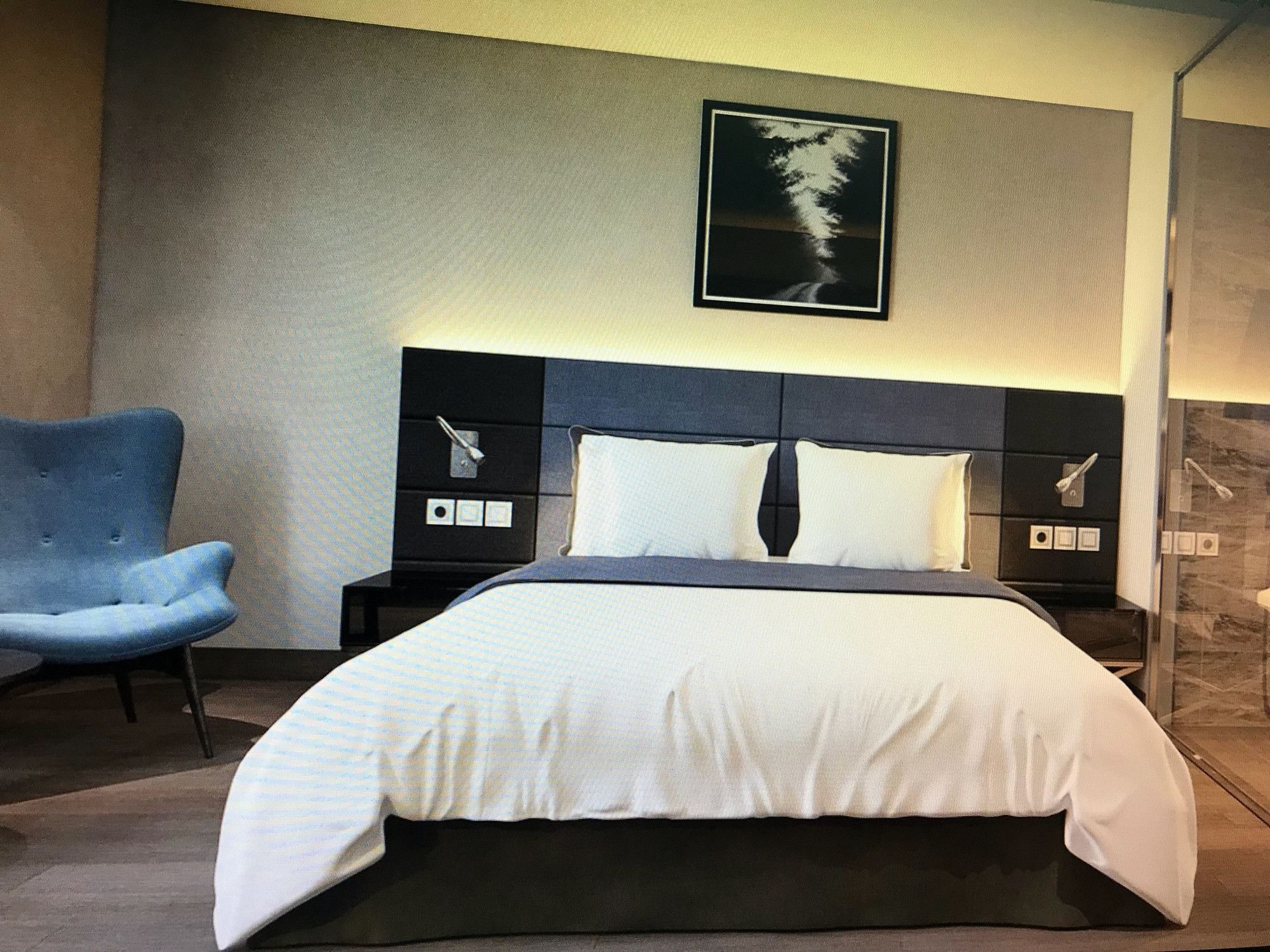 Majestic Premium Hotel