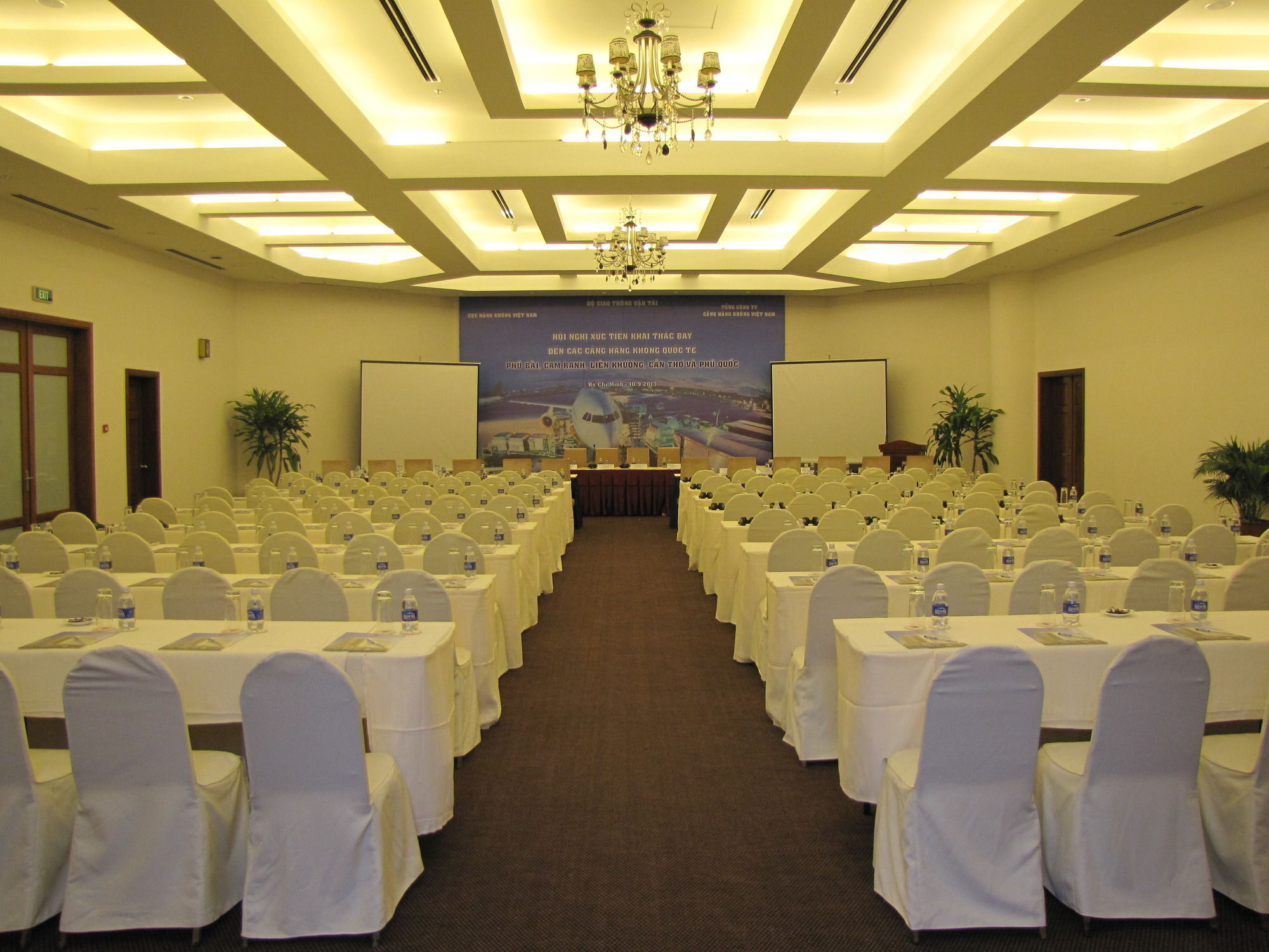 Khách sạn Tan Son Nhat Saigon 5*
