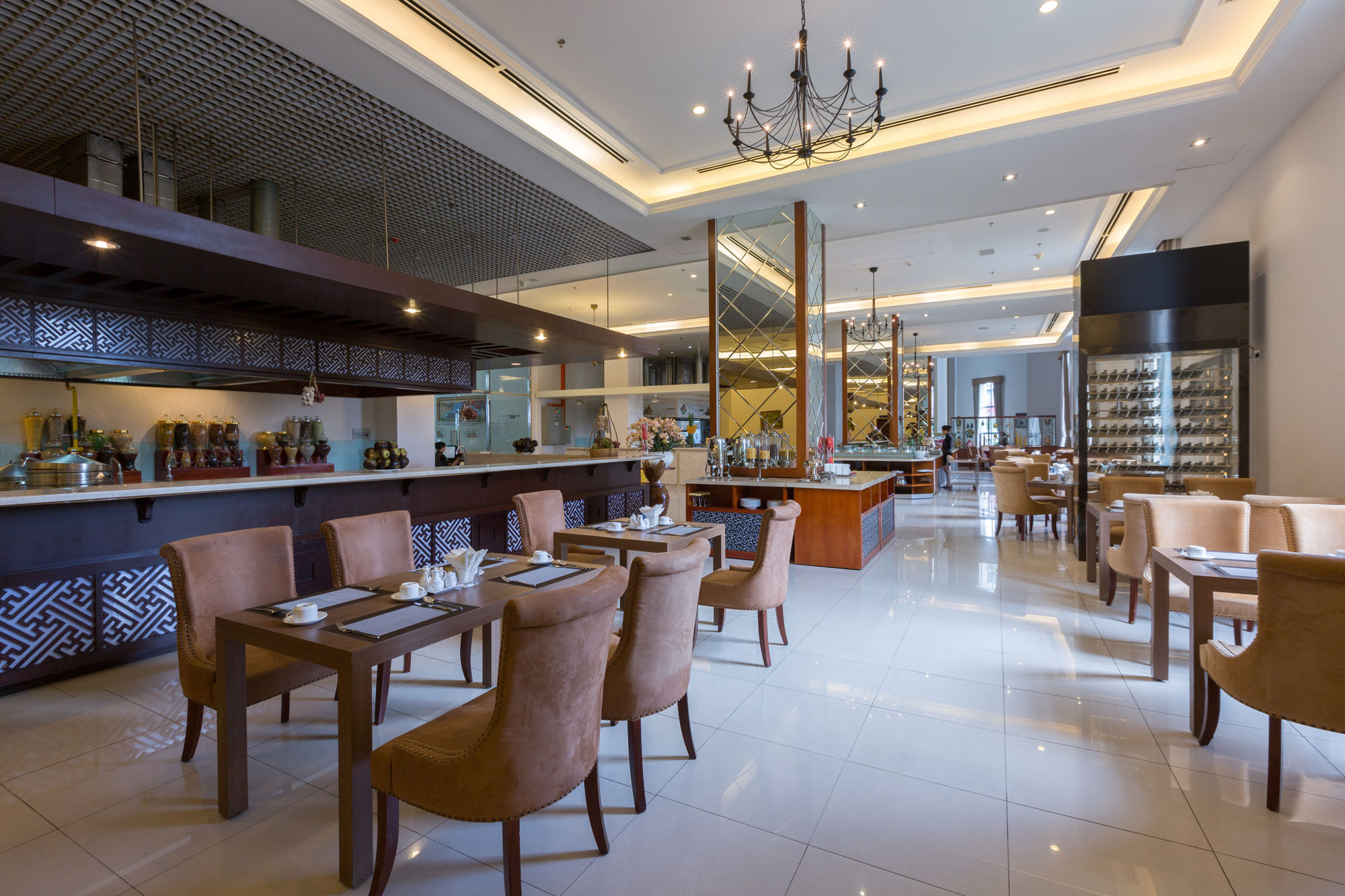 Khách sạn Tan Son Nhat Saigon