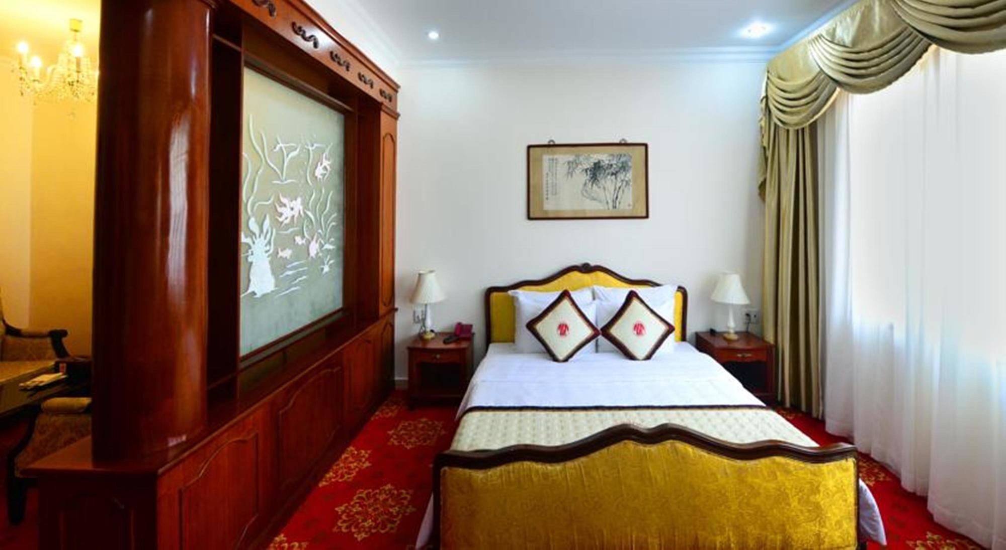 Khách sạn Tan Son Nhat Saigon TP. Hồ Chí Minh