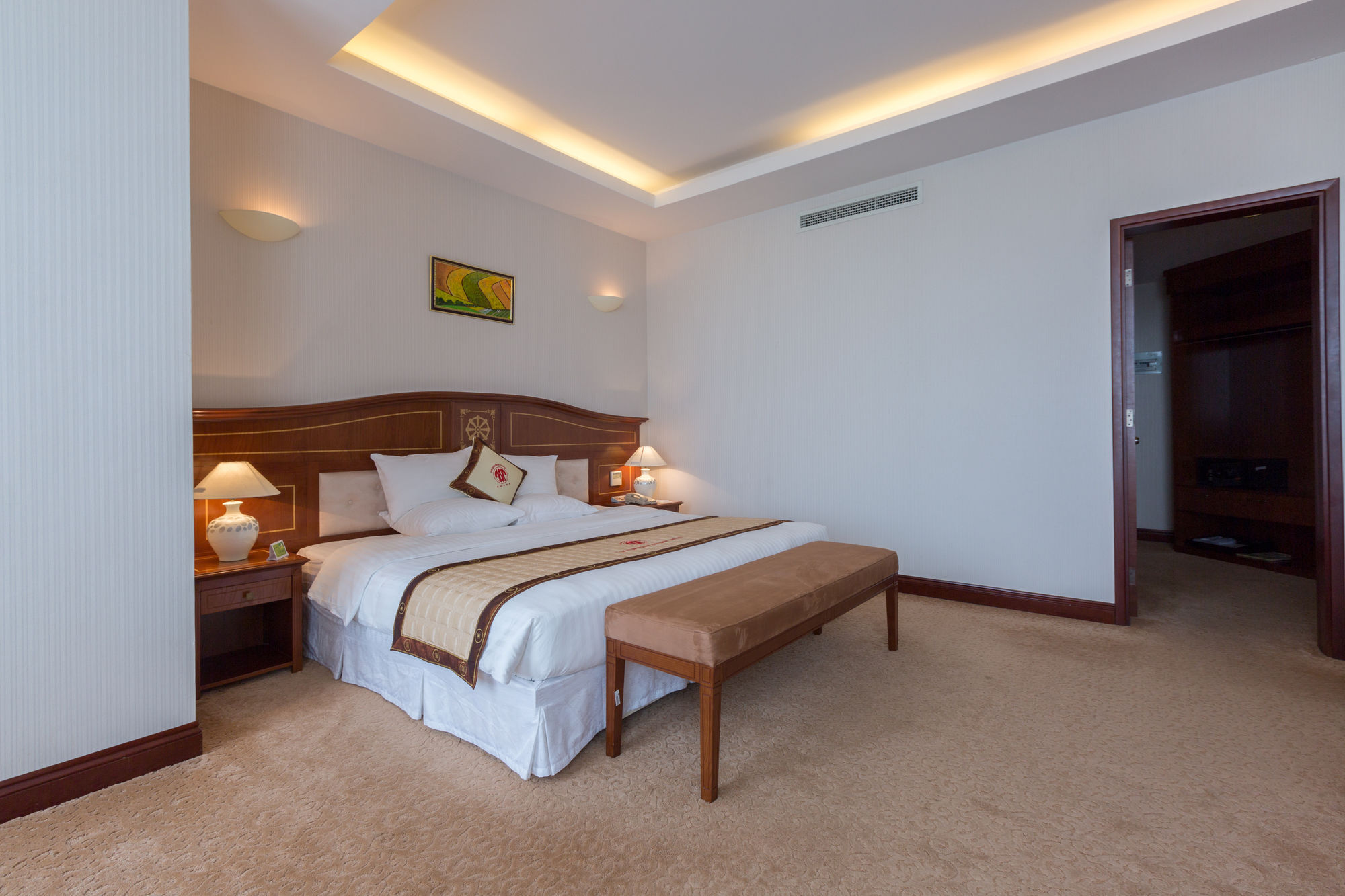 Tan Son Nhat Saigon 5* TP. Hồ Chí Minh