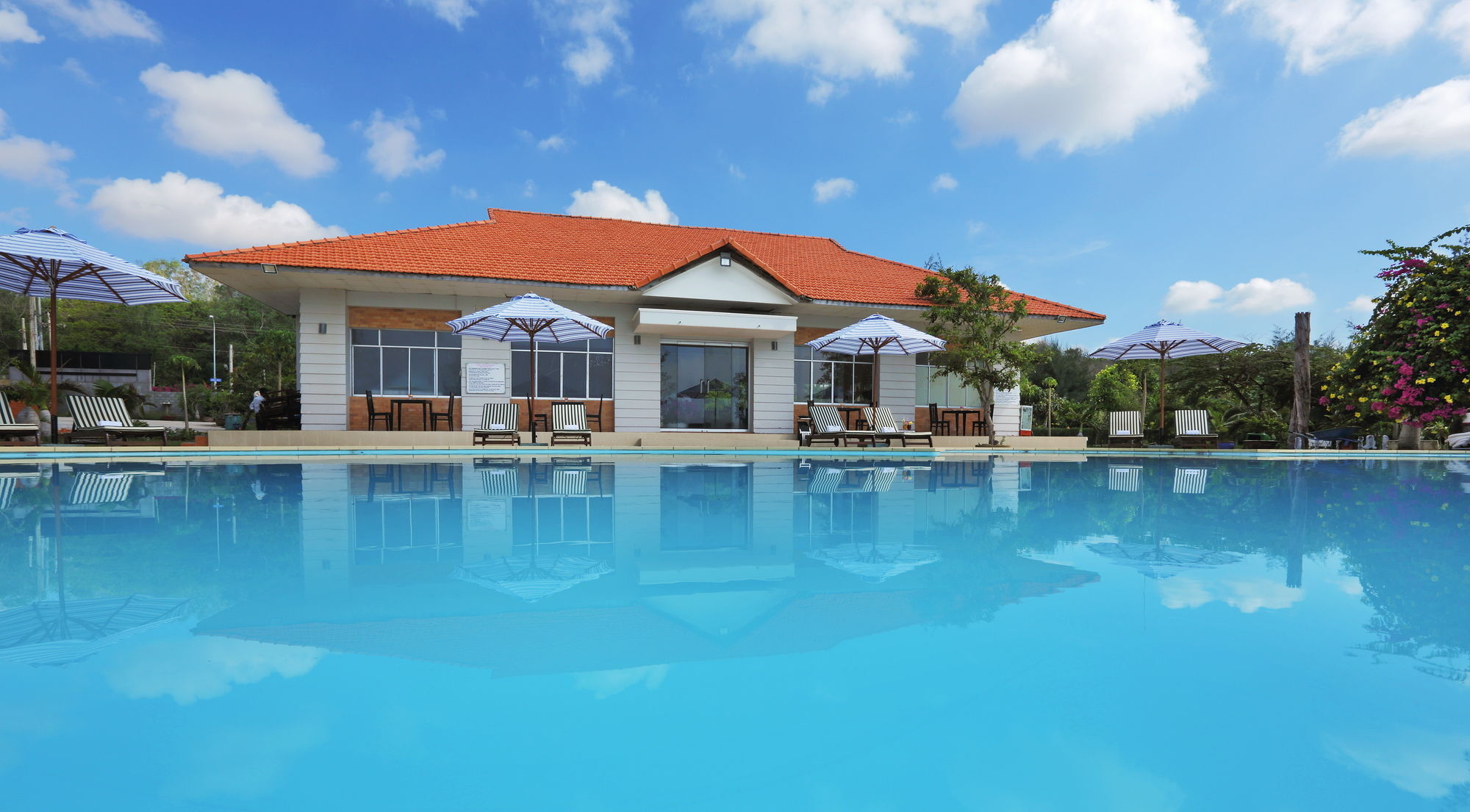 Khu nghỉ mát Sky Star 3*