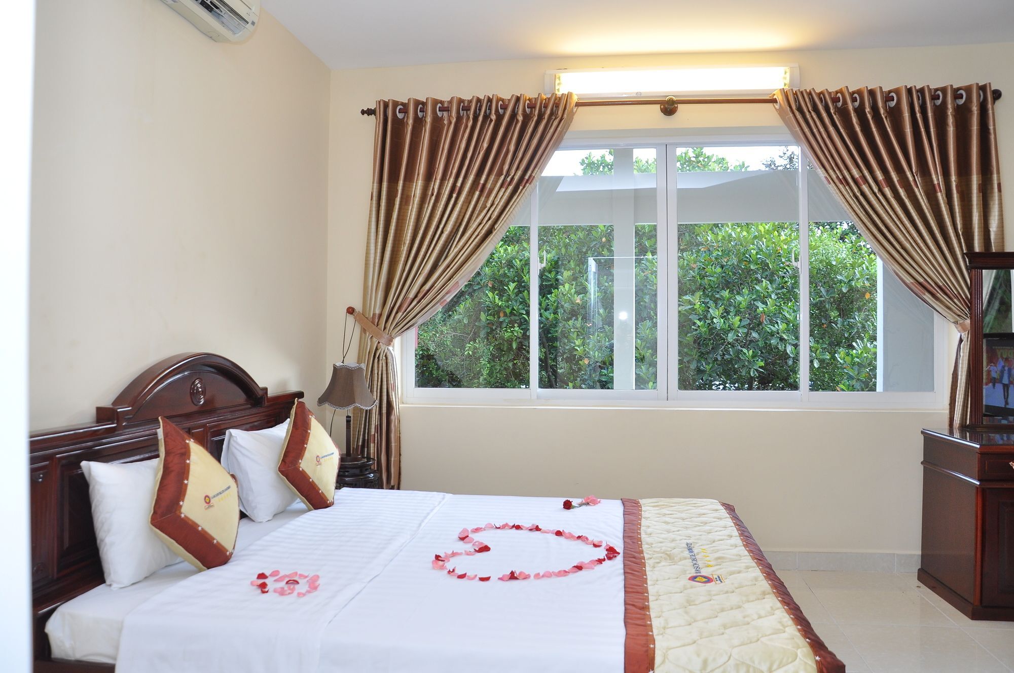 Lam Son & Hotel Vung Tau