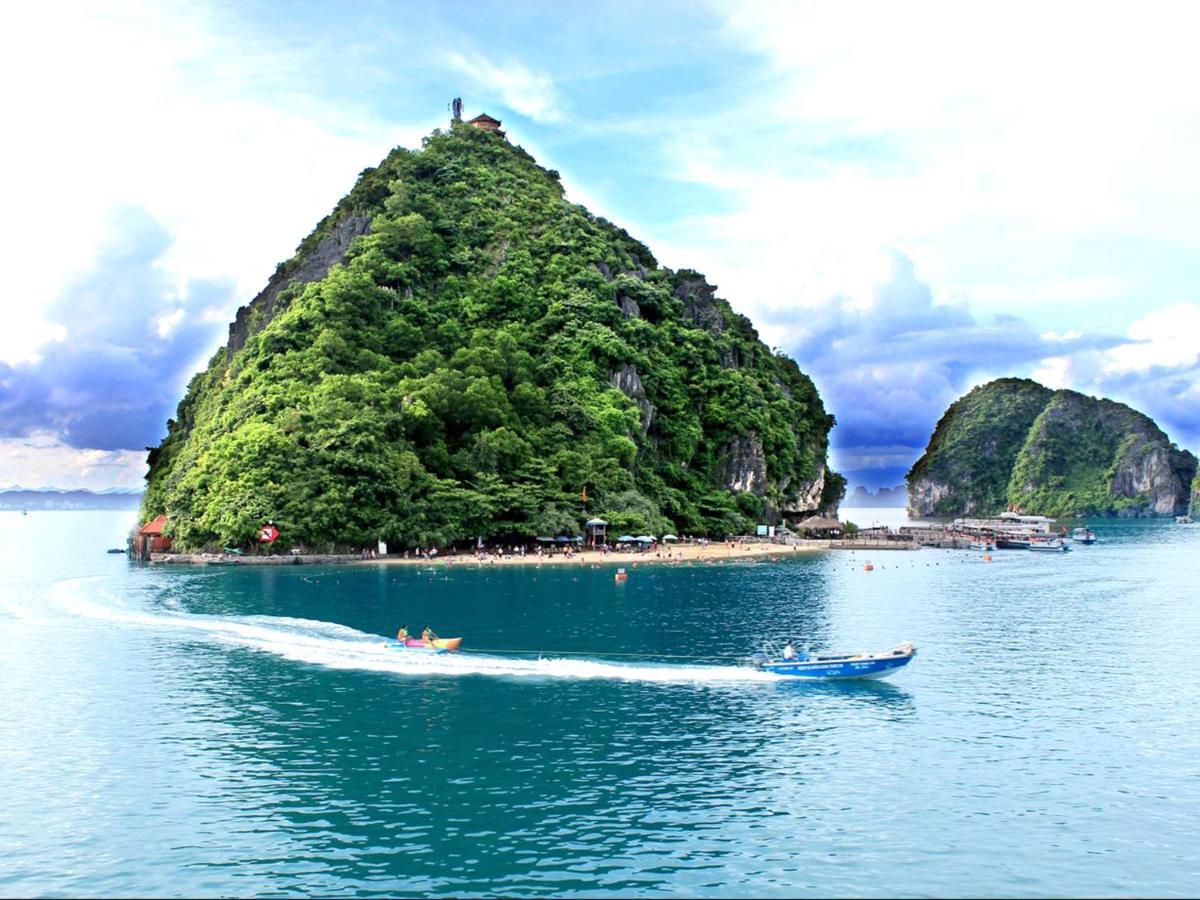 Alex 2* Ha Long
