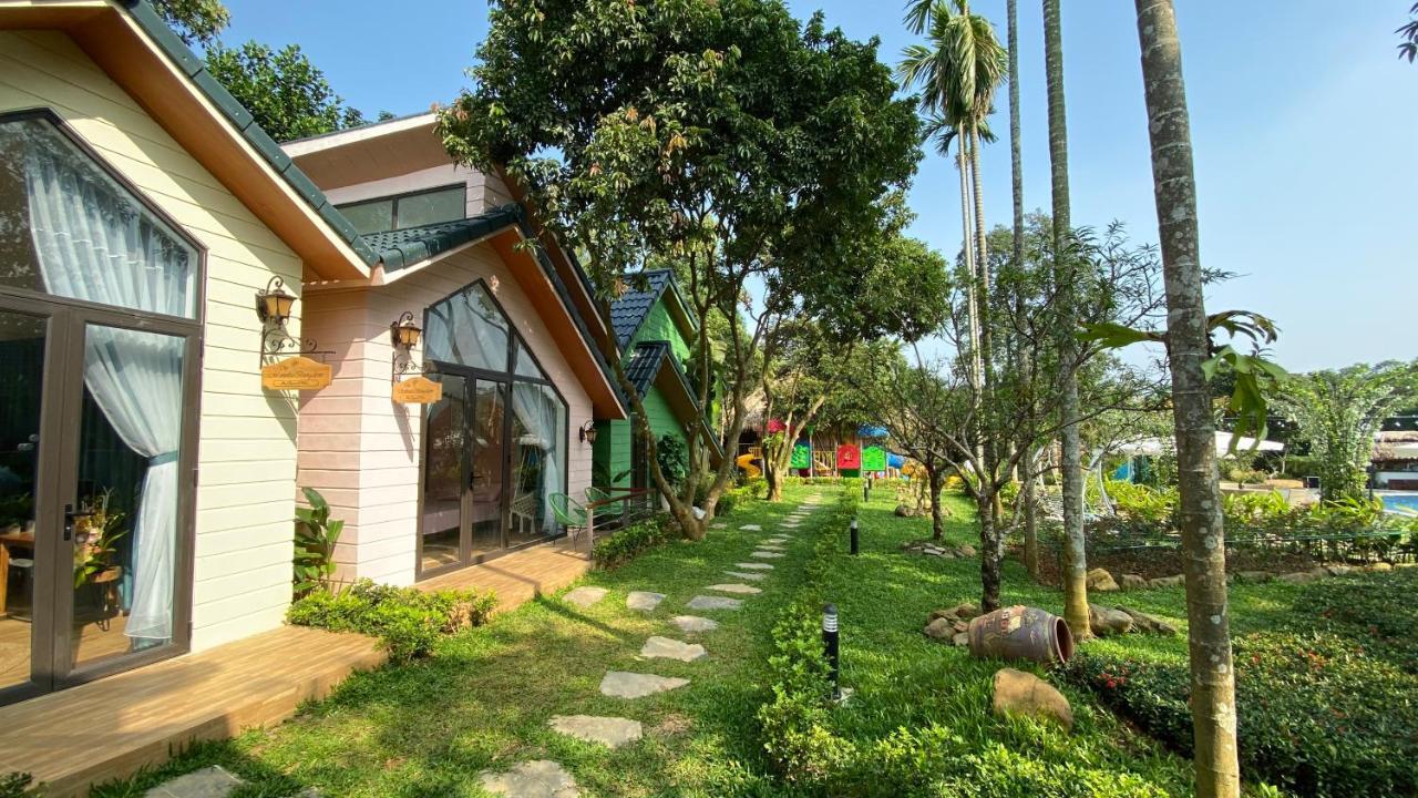 Khu nghỉ mát Tropical Villas Hà Nội