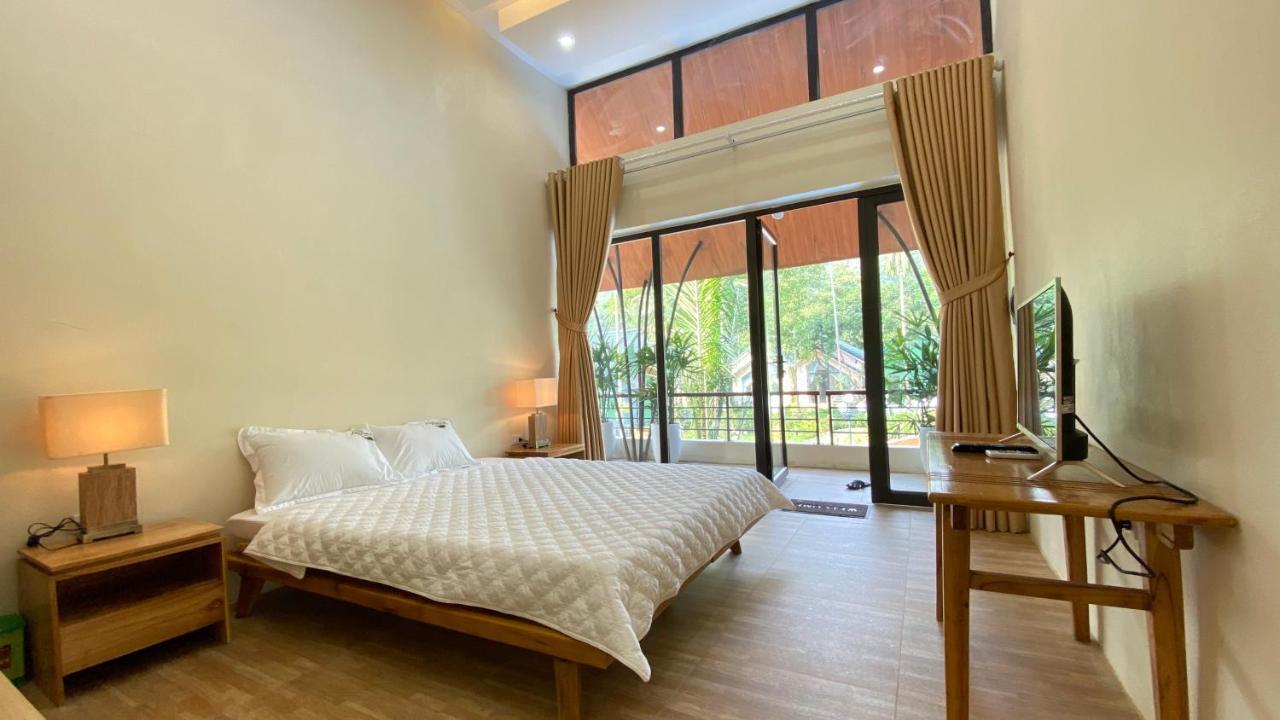 Tropical Villas Khu nghỉ mát *