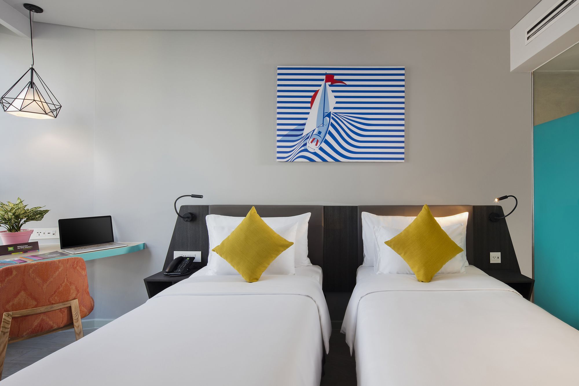 Ibis Styles 4*