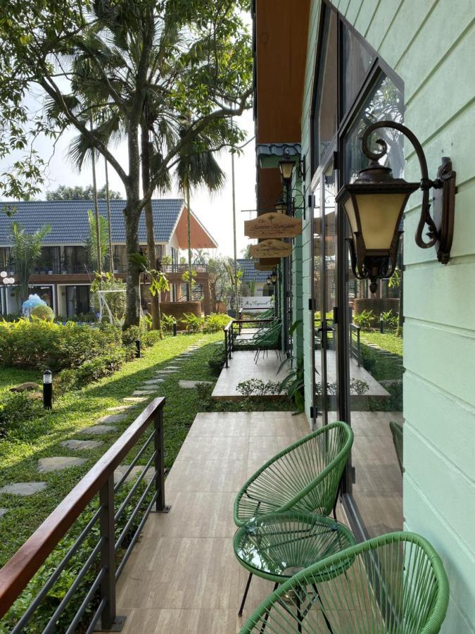 Khu nghỉ mát Tropical Villas Hà Nội