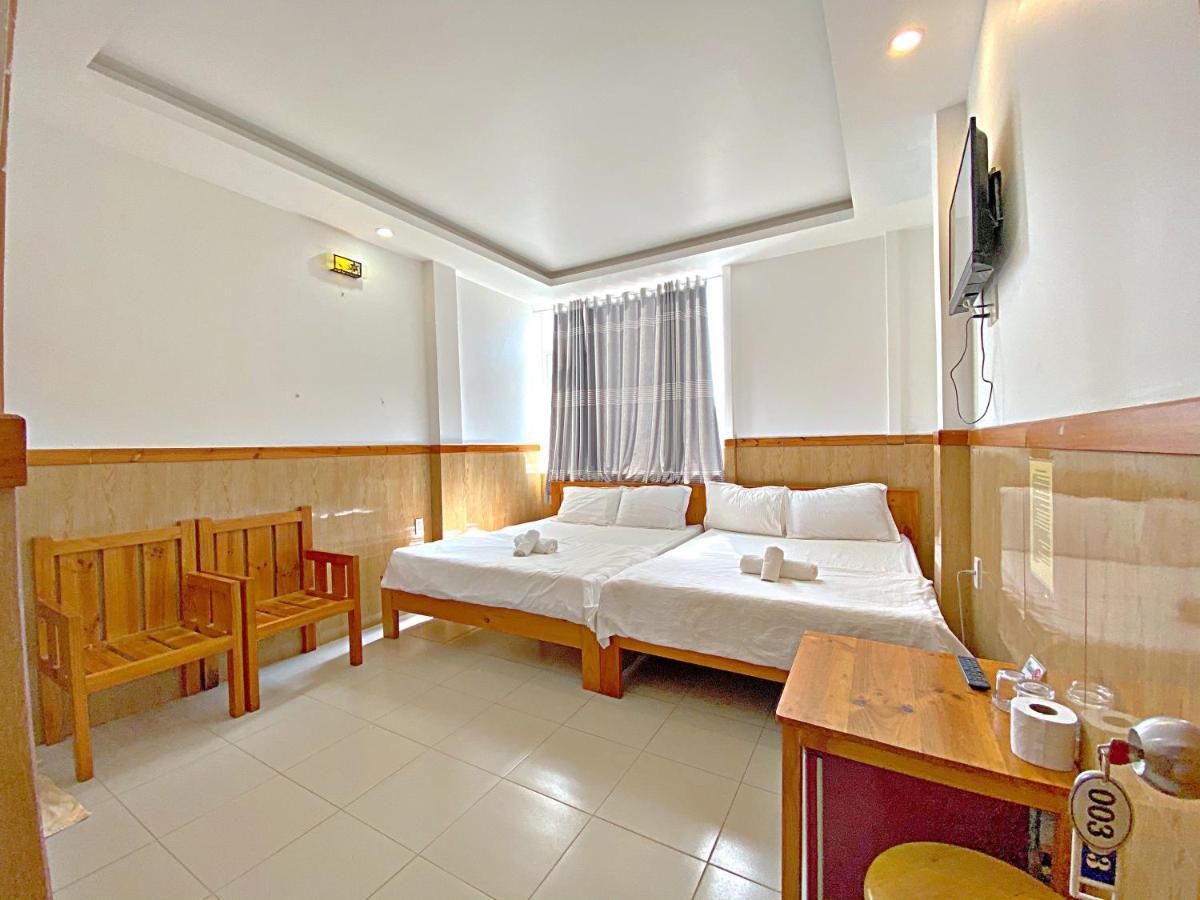 Hotel Minh Hang *