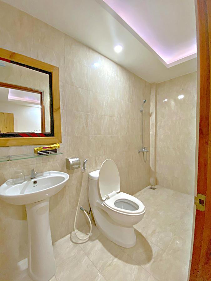 Hotel Minh Hang *