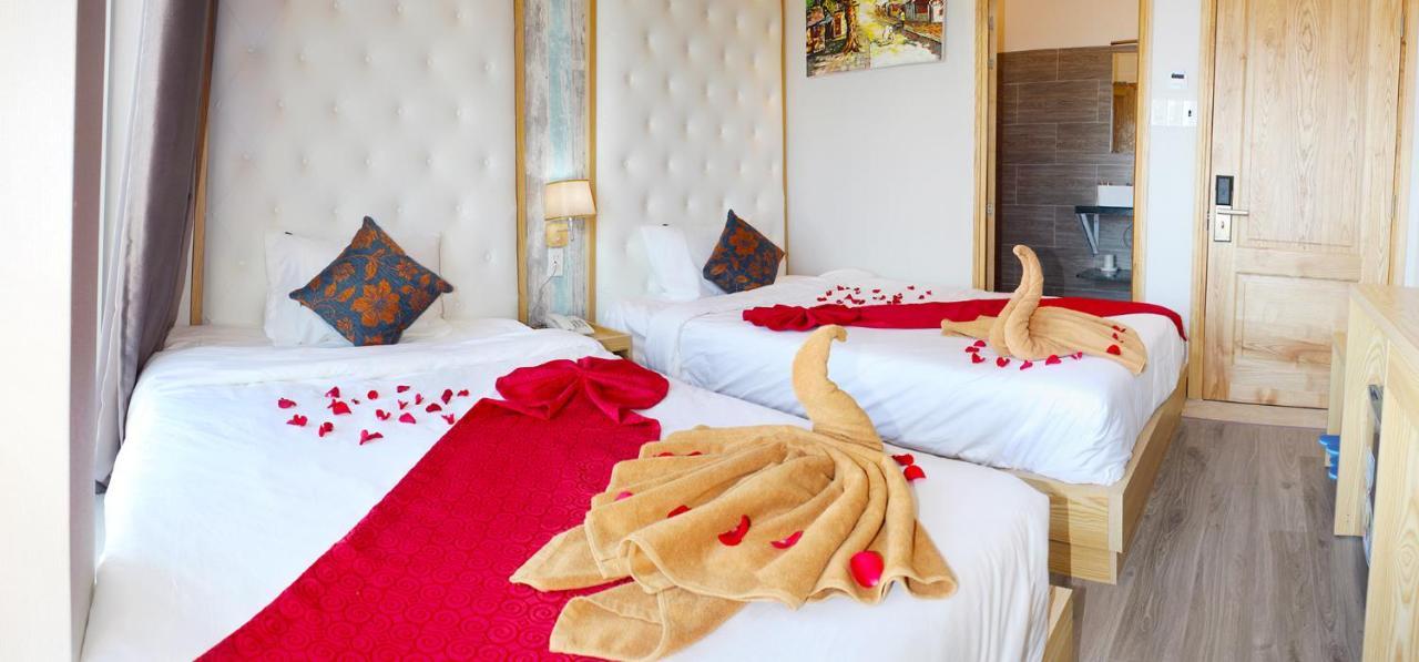 Emerald Ocean Hotel