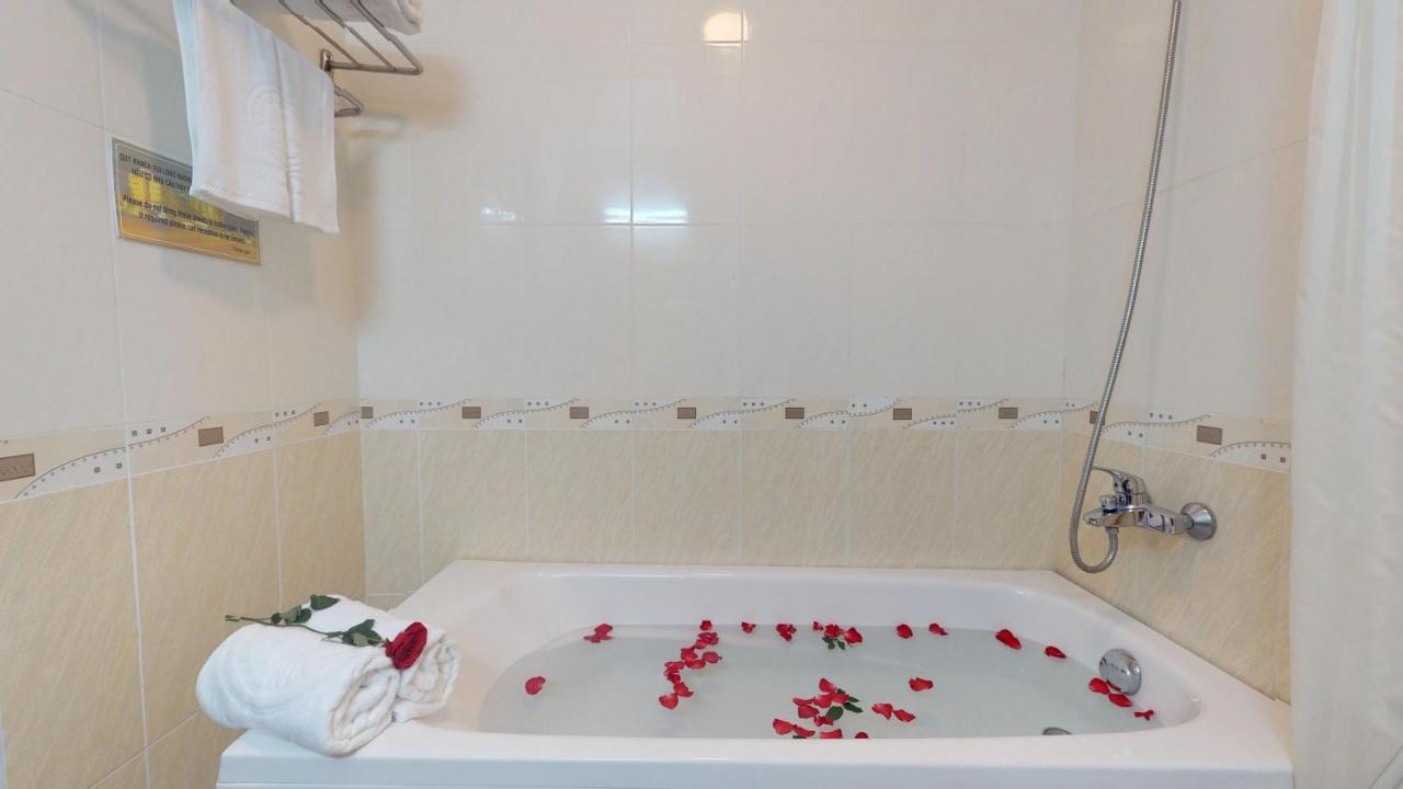 Khách sạn Dic Star 4*