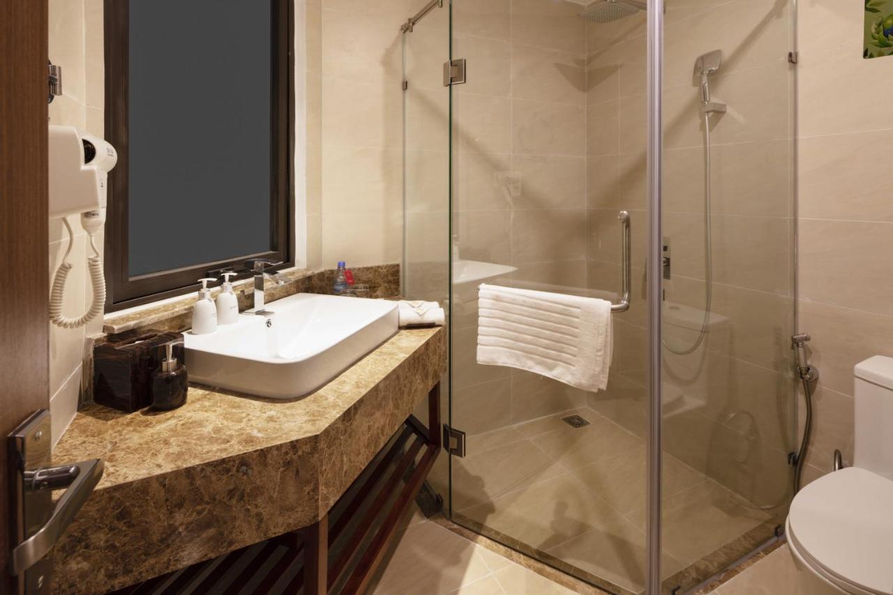 Regalia Gold 5* Nha Trang