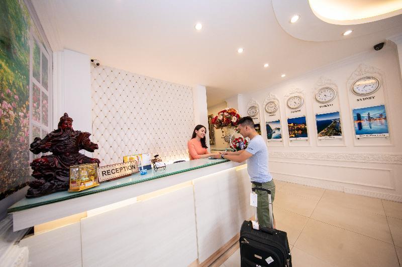 Khách Sạn&spa Rosa Khách sạn 3*