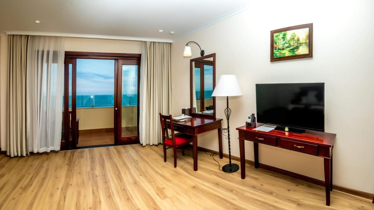 Resort Sunny &